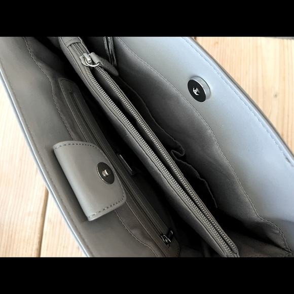 Guess shoulder bag - Picture 5 of 5